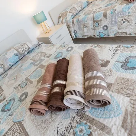 Apartment Beautiful 3br In Malta's Touristic Fishing Village By 360 Estates