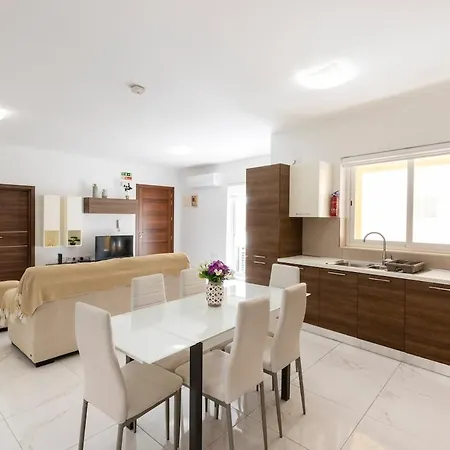 Beautiful 3br In Malta's Touristic Fishing Village By 360 Estates Apartment