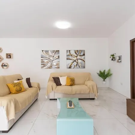 شقة Beautiful 3br In Malta's Touristic Fishing Village By 360 Estates *