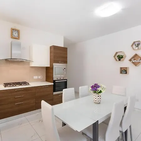 Beautiful 3br In Malta's Touristic Fishing Village By 360 Estates * مرسلوك